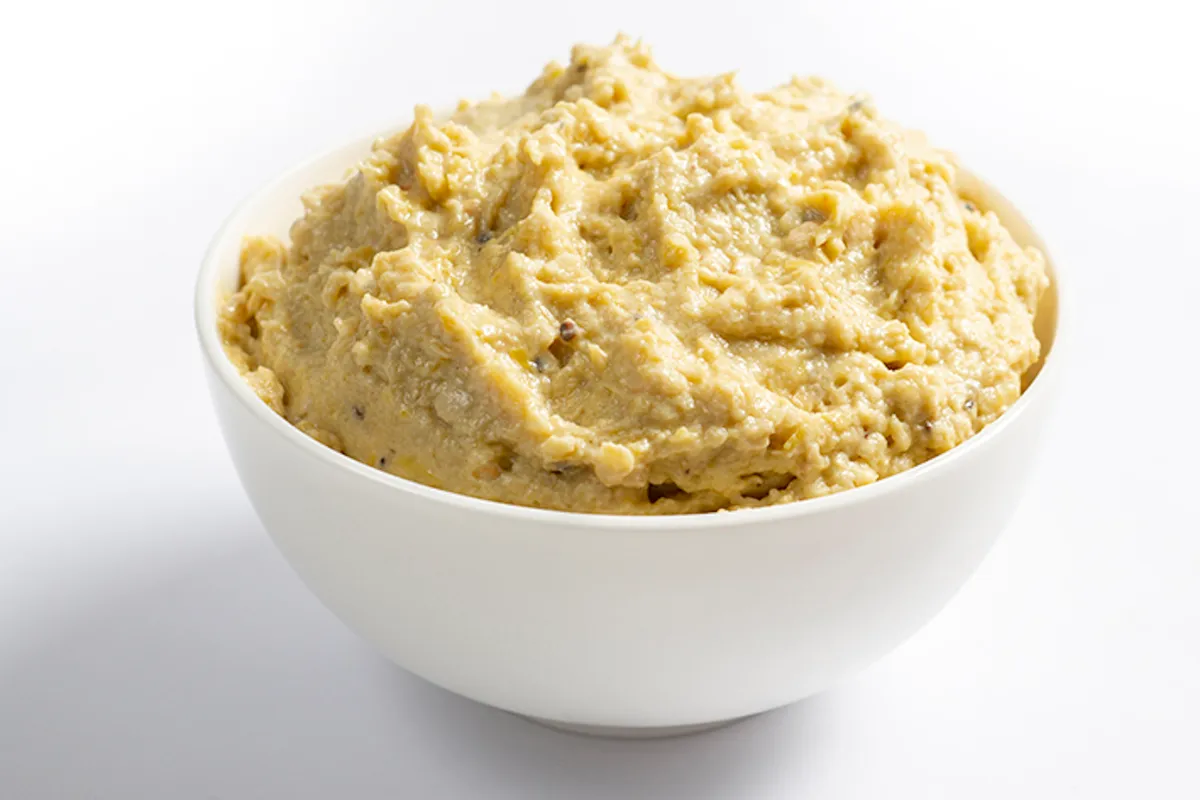 French Artichoke in a bowl